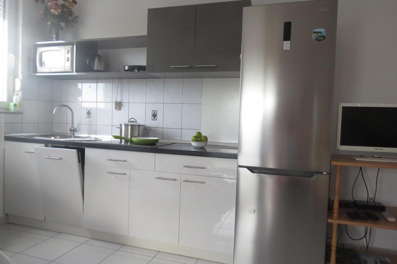 Modra Kuca Apartamento Mandre Exterior foto