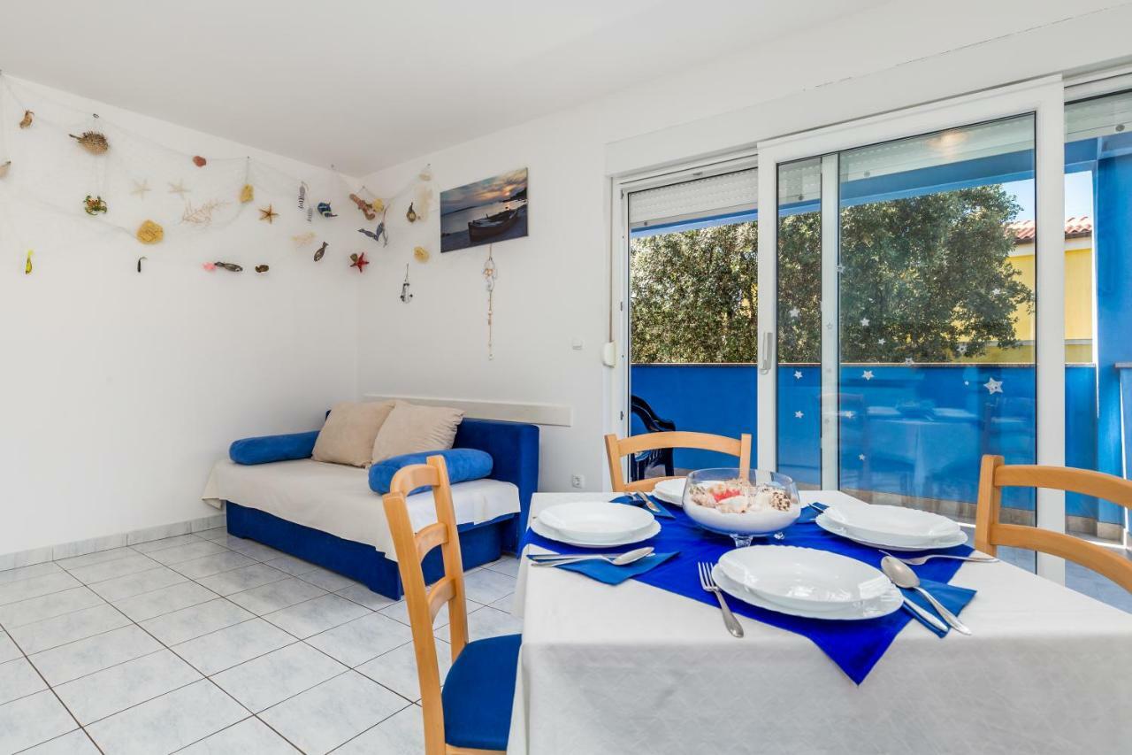 Modra Kuca Apartamento Mandre Exterior foto