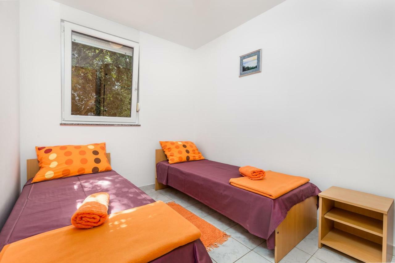 Modra Kuca Apartamento Mandre Exterior foto